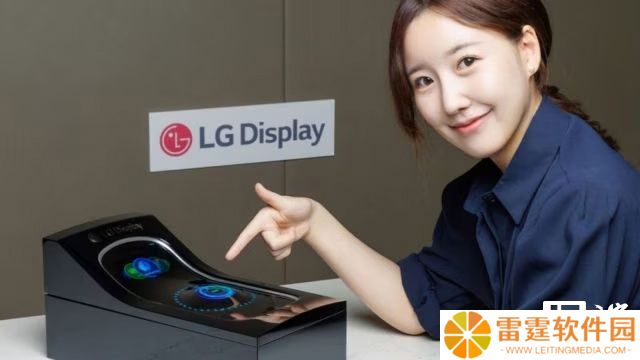 LG 推出可拉伸汽车显示屏：车内空间皆可成屏幕，触控按钮能凸起