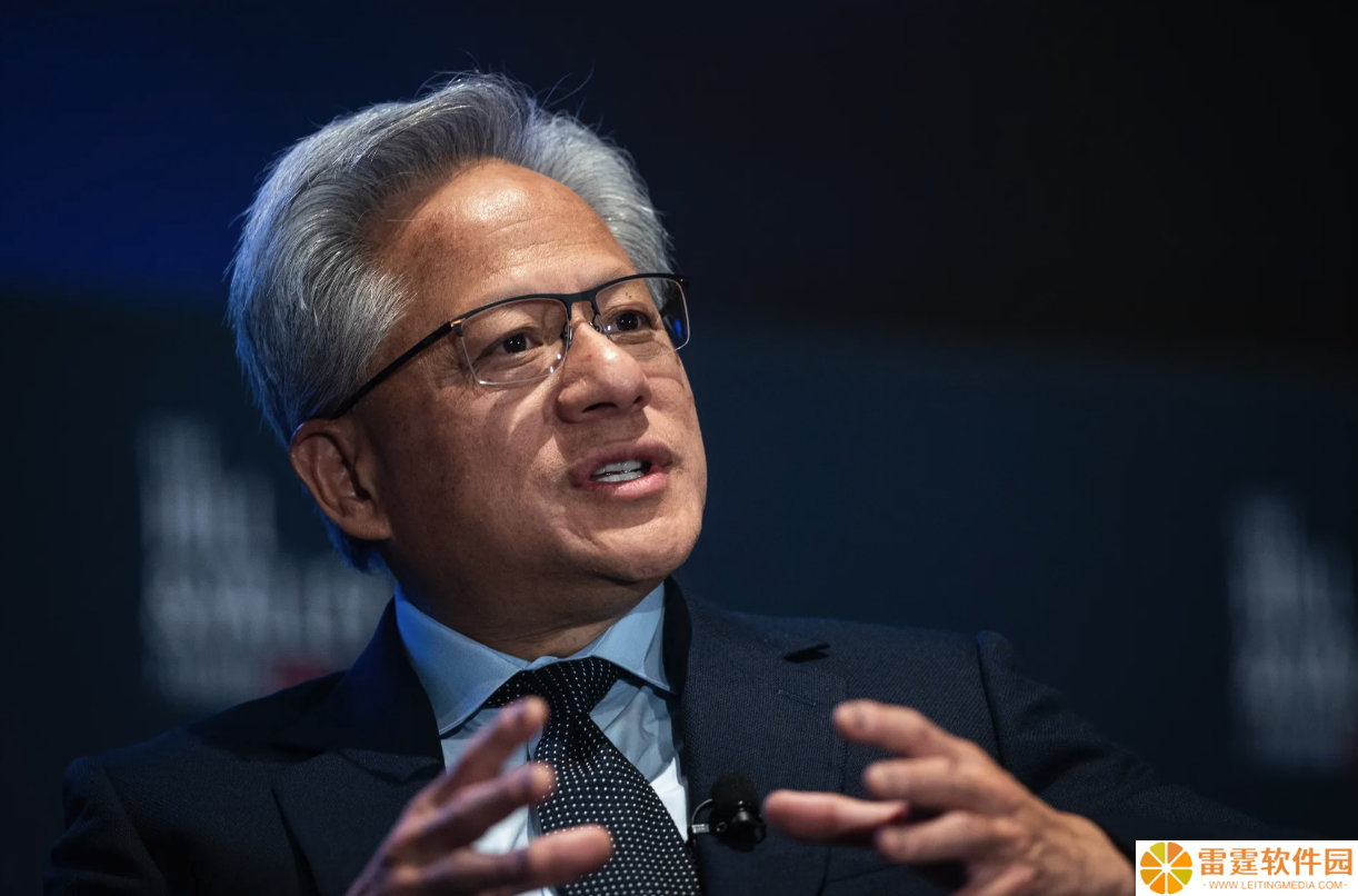 英伟达 CEO 黄仁勋：中国 AI 芯片市场规模将达 500 亿美元，美企缺席是巨大损失