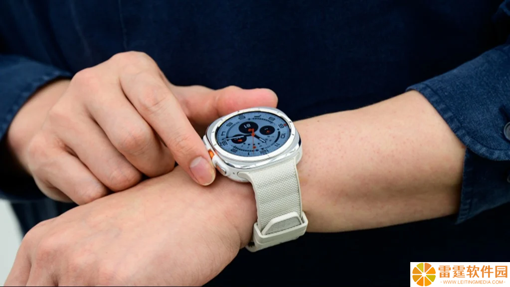 三星 One UI Watch 8 首发谷歌 Gemini AI 功能：跨应用操作、总结邮件内容等