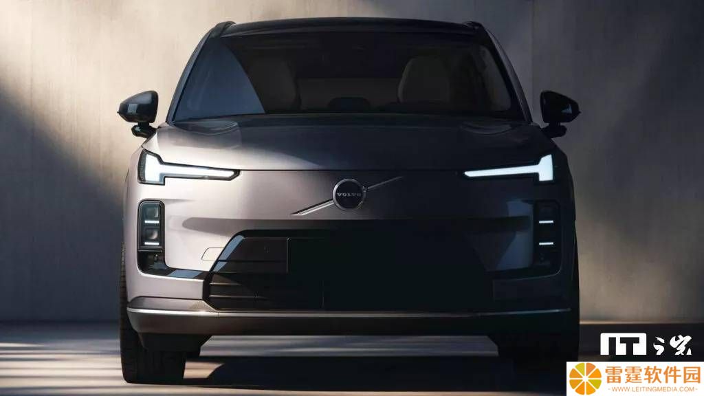 2025款沃尔沃XC70插混SUV来袭，9月国内上市能否掀起热潮？