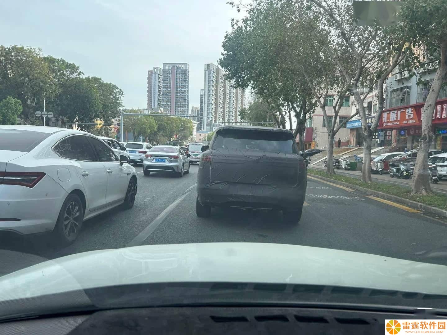 腾势全新N8谍照曝光，前脸大变样，这是要成小版N9了？