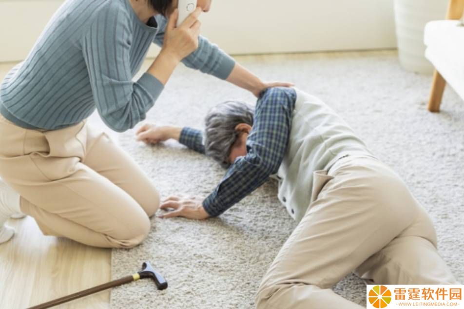天悦康康指环：智能守护，让老人行走更安心