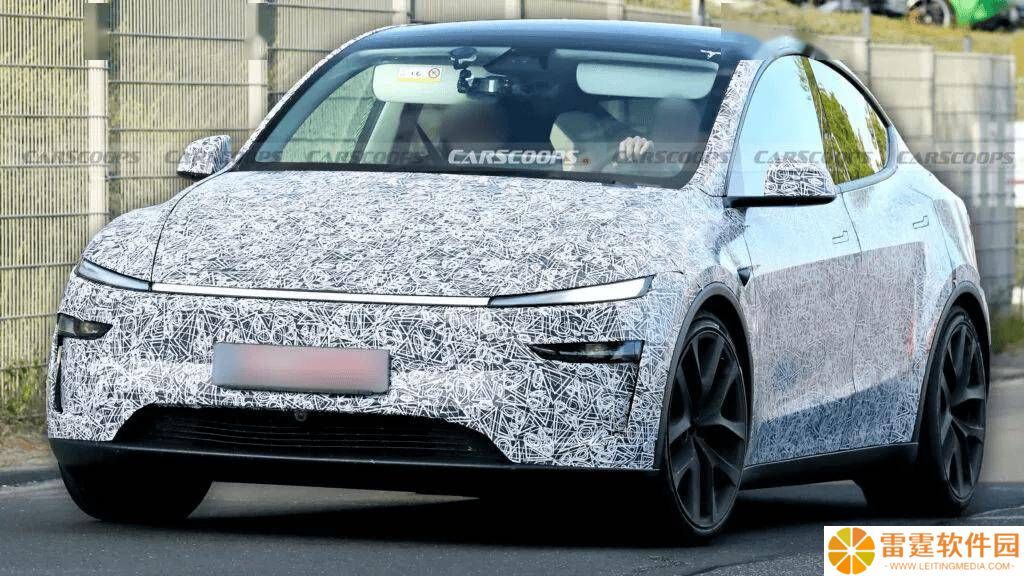 特斯拉新款Model Y Performance赛道测试，性能升级细节抢先看！