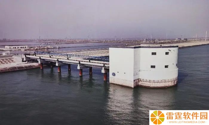 我国海水淡化工程已达 158 个，关键装备实现国产化