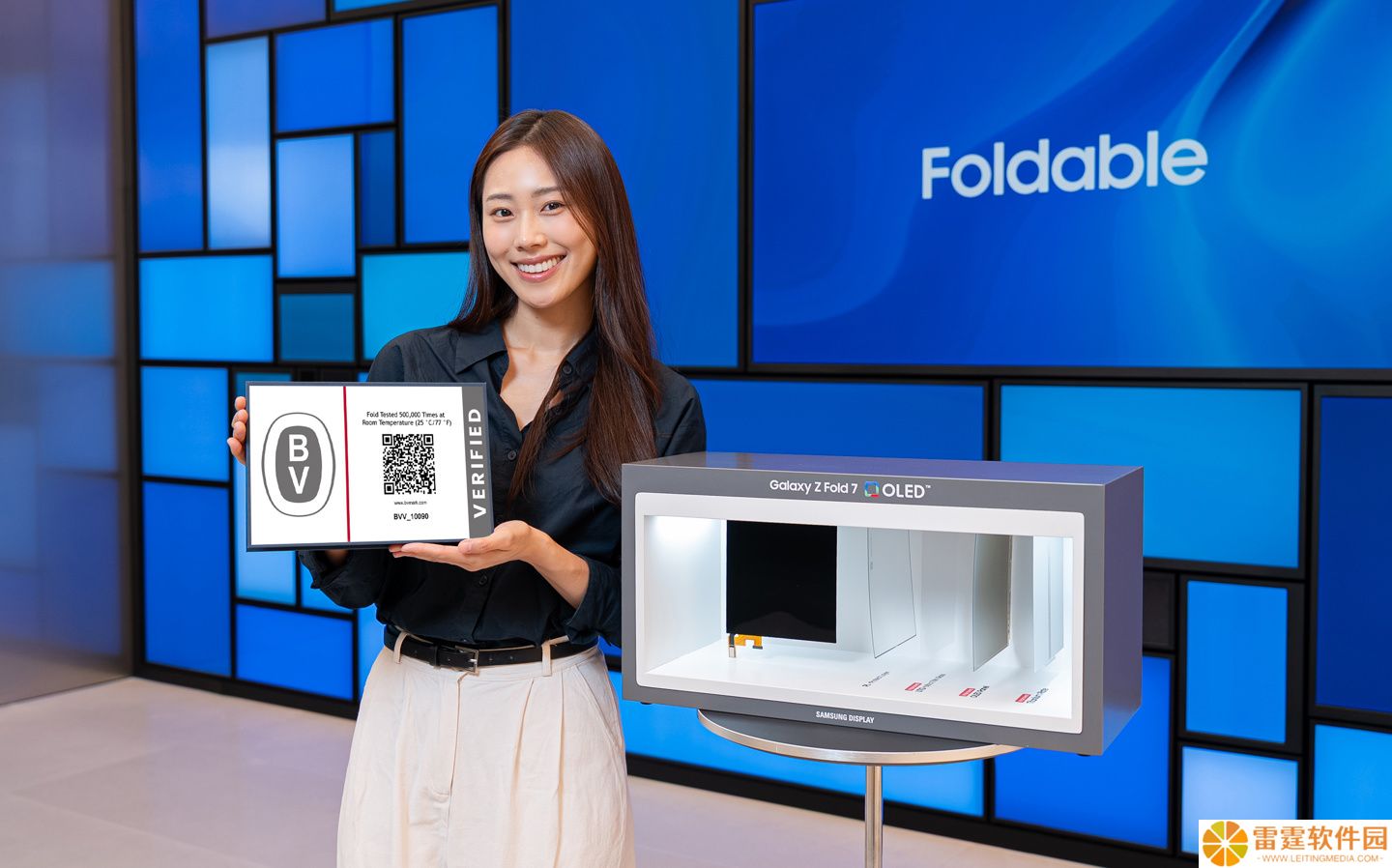 最耐用折叠屏：三星 Galaxy Z Fold7 手机完成 50 万次折叠认证，常规使用 10 年不坏