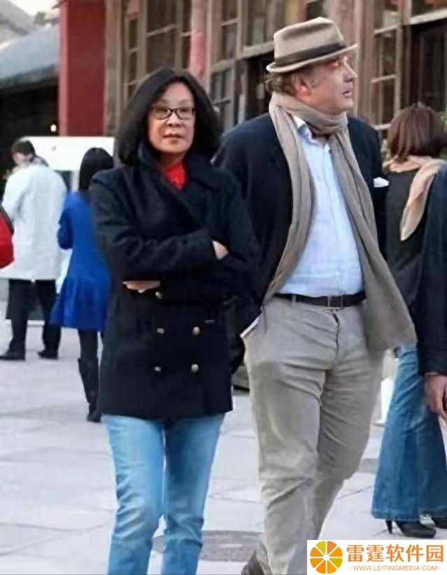 明星崇洋媚外：中国捞金美国享福，中美贸易战下仍巴结美国？
