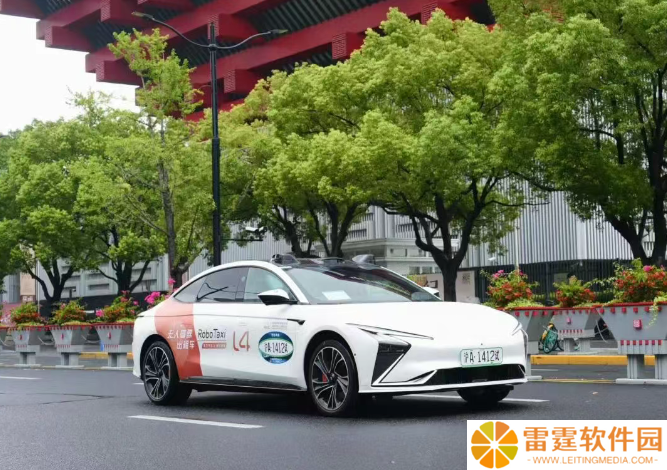 上海市经信委：争取年内实现浦东除陆家嘴外全域开放自动驾驶