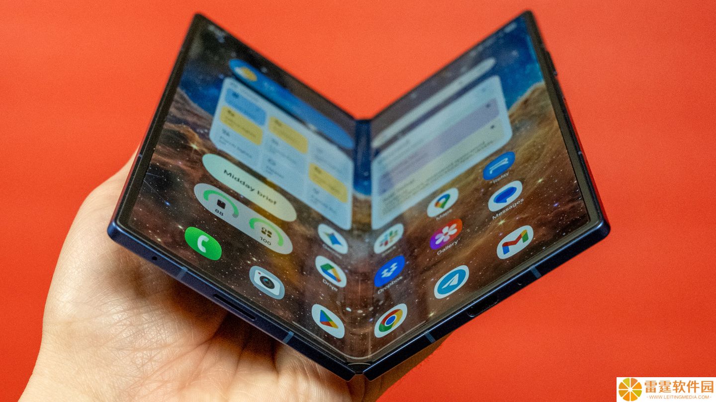 抓拍不再模糊：三星解决相机痛点，Galaxy Z Fold7 折叠手机快门速度提升 7 倍